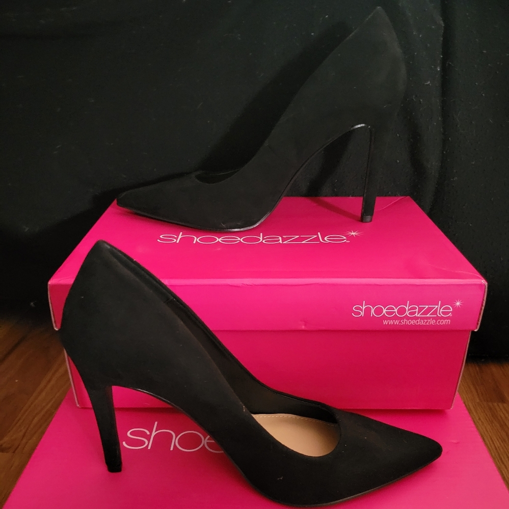 ShoeDazzle Size:8 1/2 Color:Black
